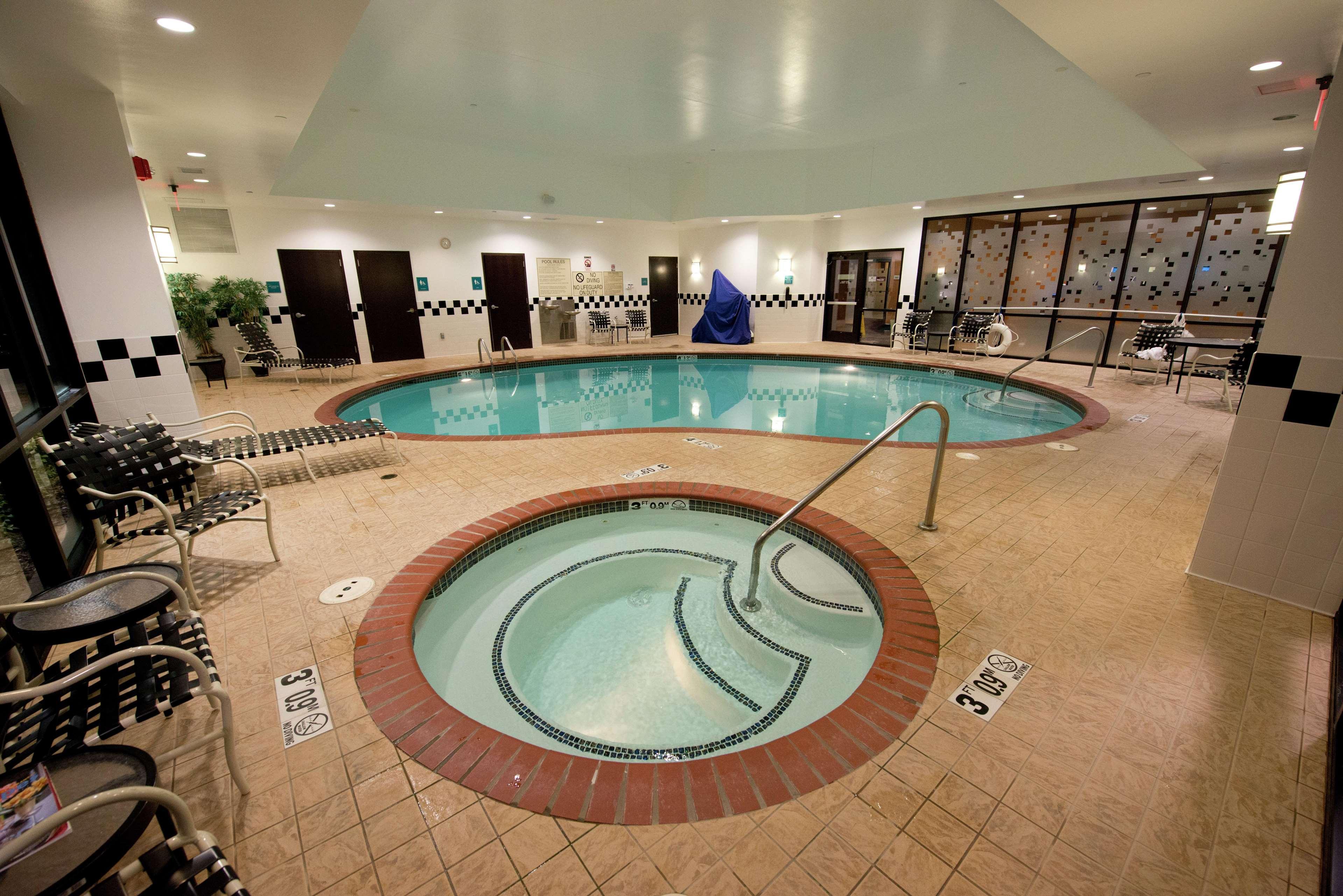 Doubletree Suites By Hilton בנטונוויל מראה חיצוני תמונה