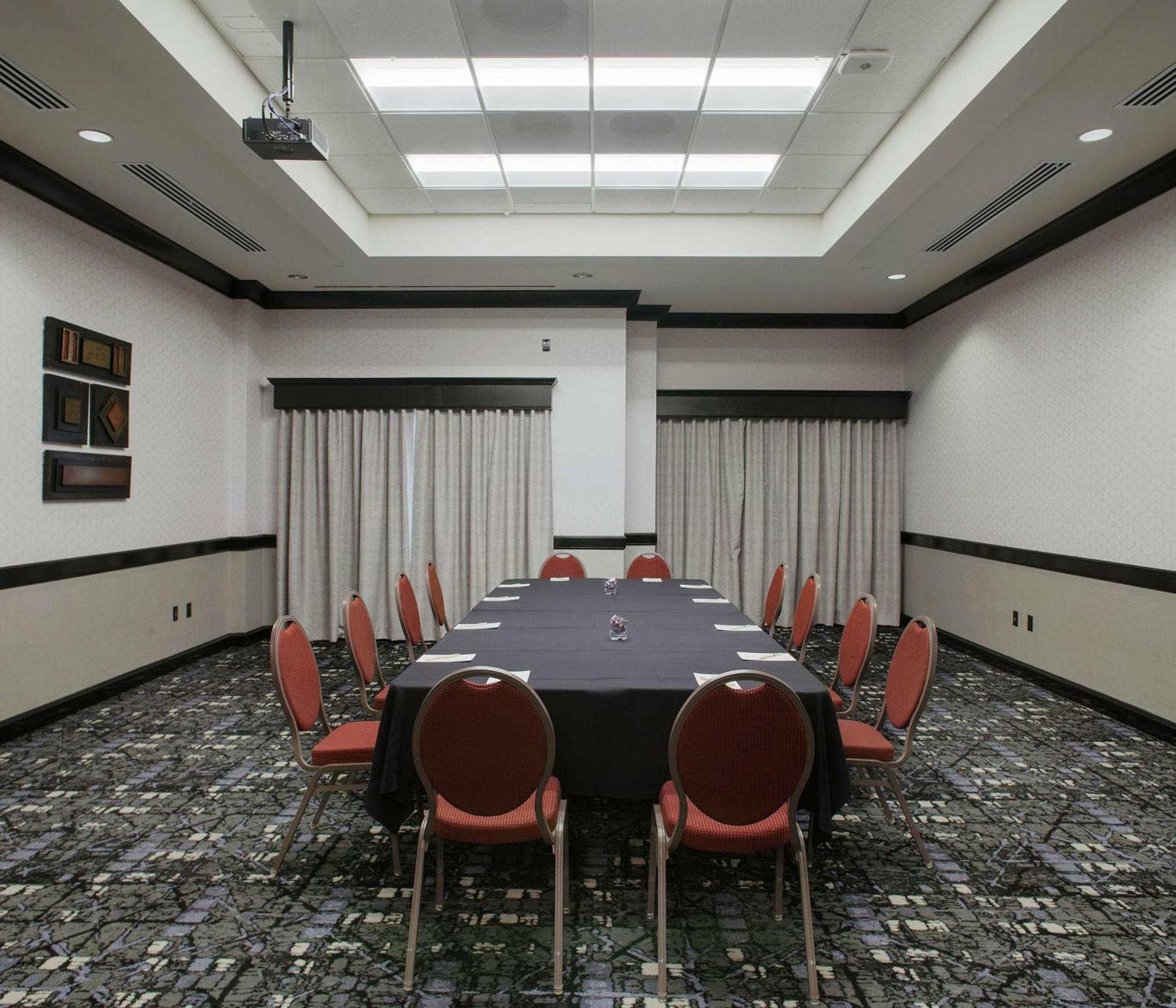 Doubletree Suites By Hilton בנטונוויל מראה חיצוני תמונה