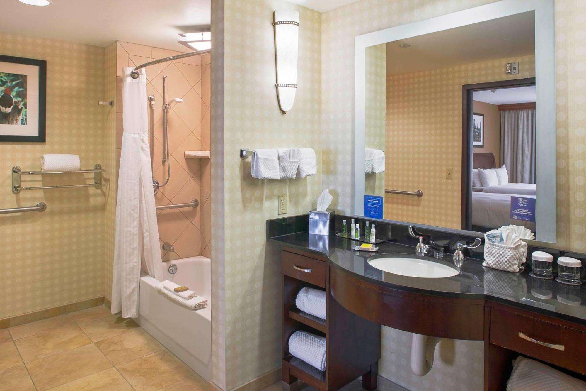Doubletree Suites By Hilton בנטונוויל מראה חיצוני תמונה