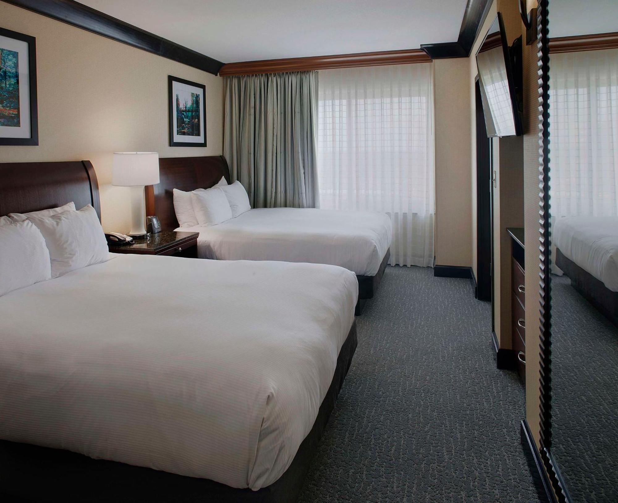 Doubletree Suites By Hilton בנטונוויל מראה חיצוני תמונה