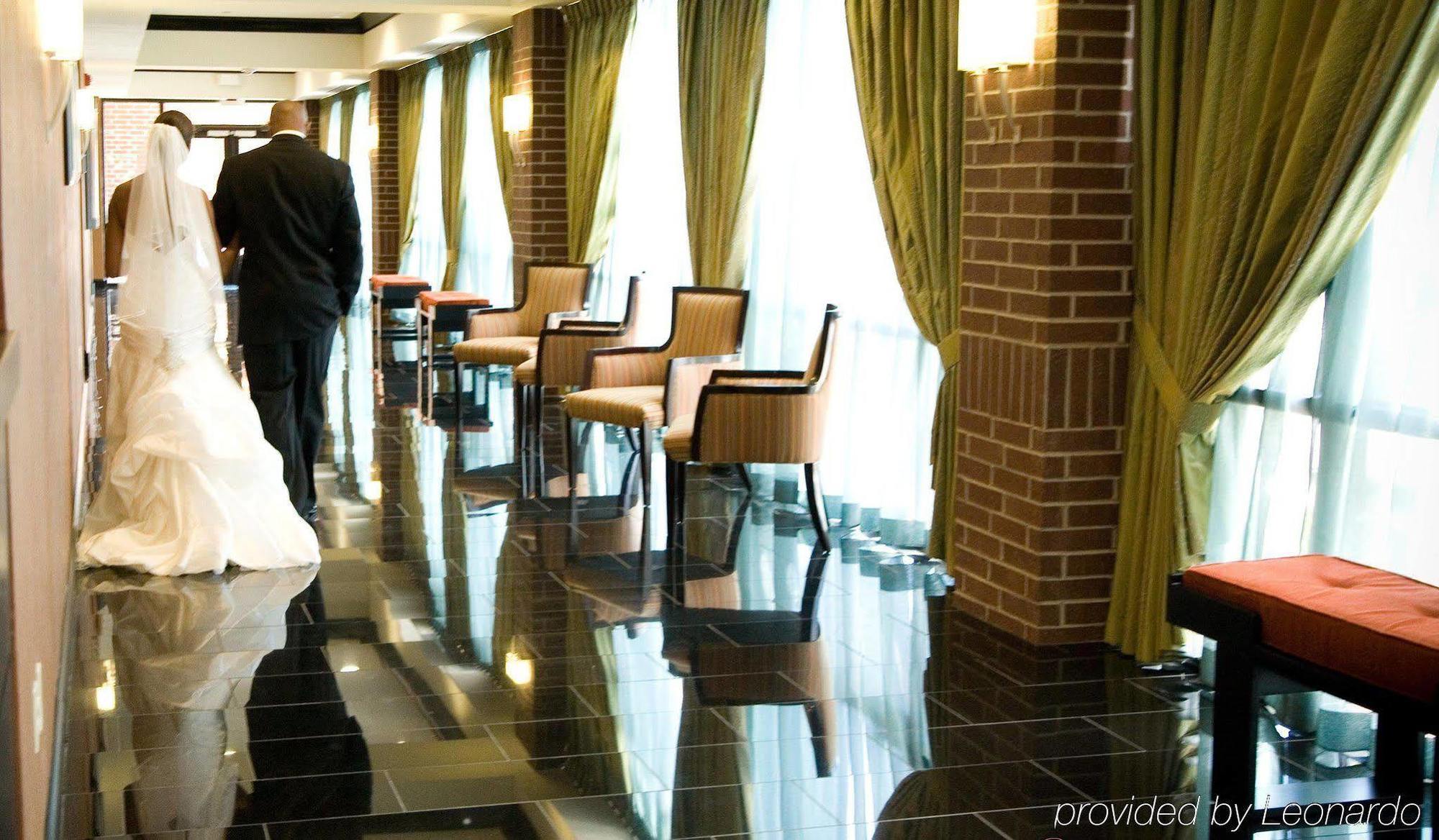 Doubletree Suites By Hilton בנטונוויל מראה פנימי תמונה